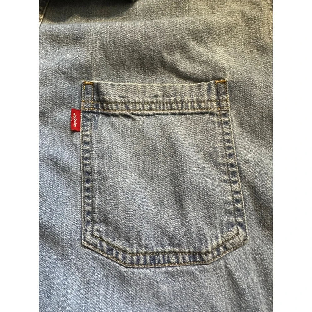 Levi Jeans Mens Large Light Wash Denim Long Sleeve Button Down Shirt RN107487